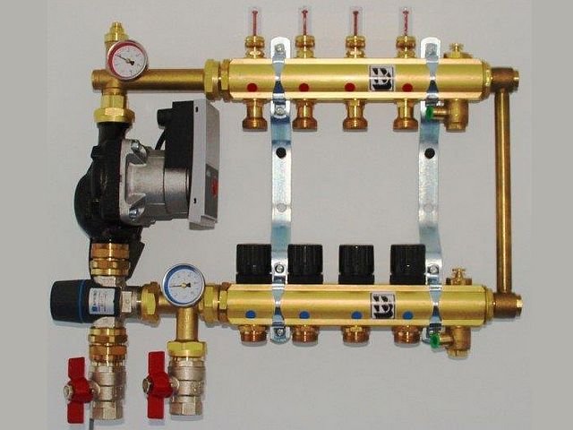 Tece 8 obwodów rozdzielacz z pompą elektroniczną i zaworem trójdrogowym /  Rozdzielacze / Ogrzewanie - Sklep internetowy BalneumArt.