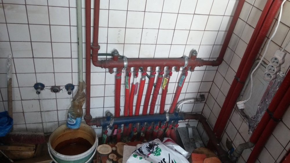 listwa zasilajaca i powrot kotlowania.jpg