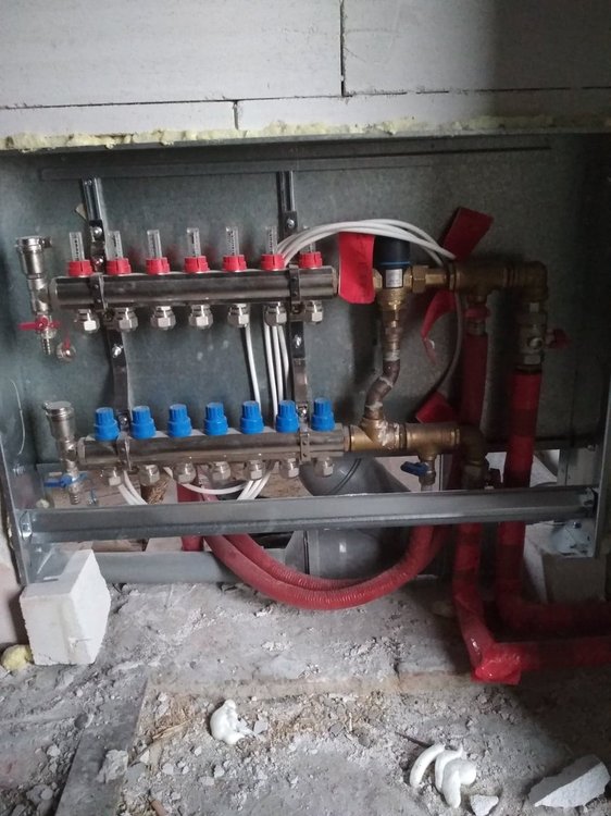 rozdzielacz góra.jpg