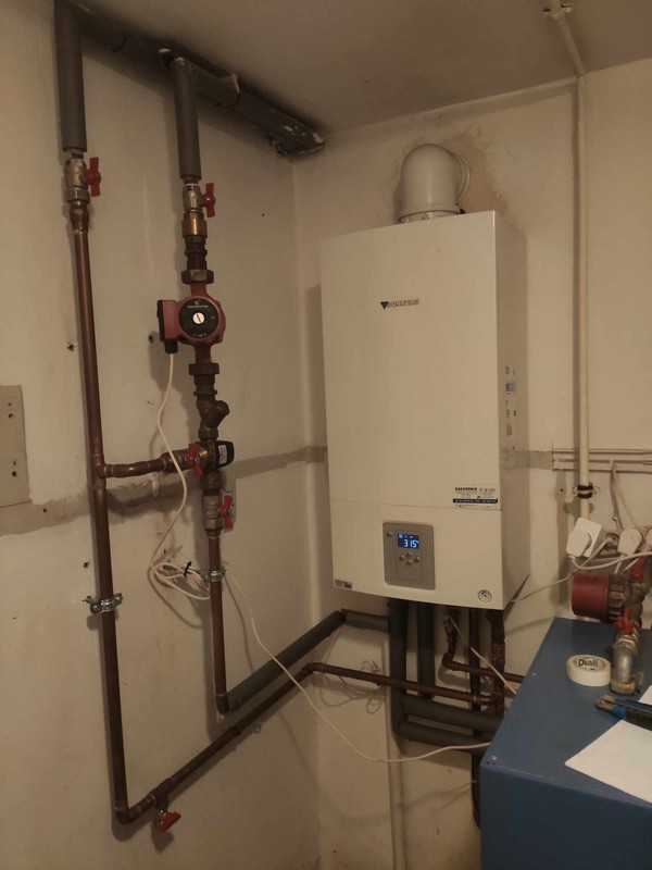 obieg na podłogę.jpg